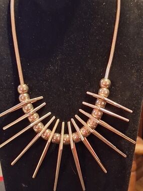 Statement NecklaceVintage Gold-Tone Spike Necklace with Lobster Clsp